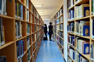 Uludağ Üniversitesi Merkez Kütüphanesi