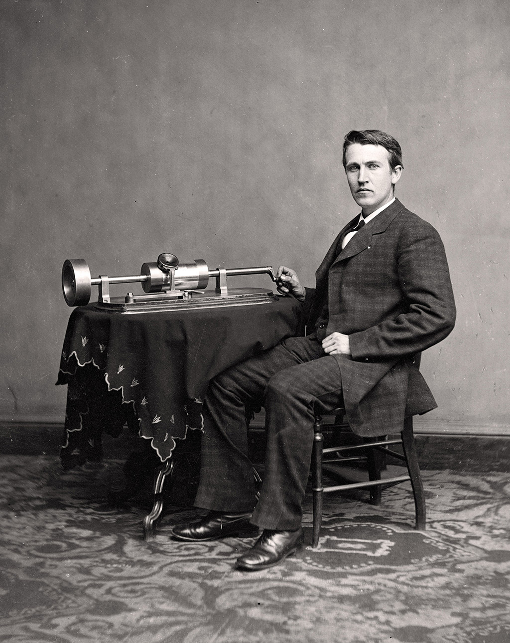 Phonograph ile birlikte Thomas Alva Edison,- 1877