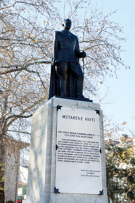 Ebedi bir bengütaş…/Sabiha Bengütaş/Mudanya Mütareke Anıtı