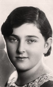 Mübeccel Namık