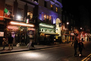 Londra, Özgür Çakır