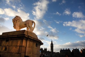 Londra, Özgür Çakır