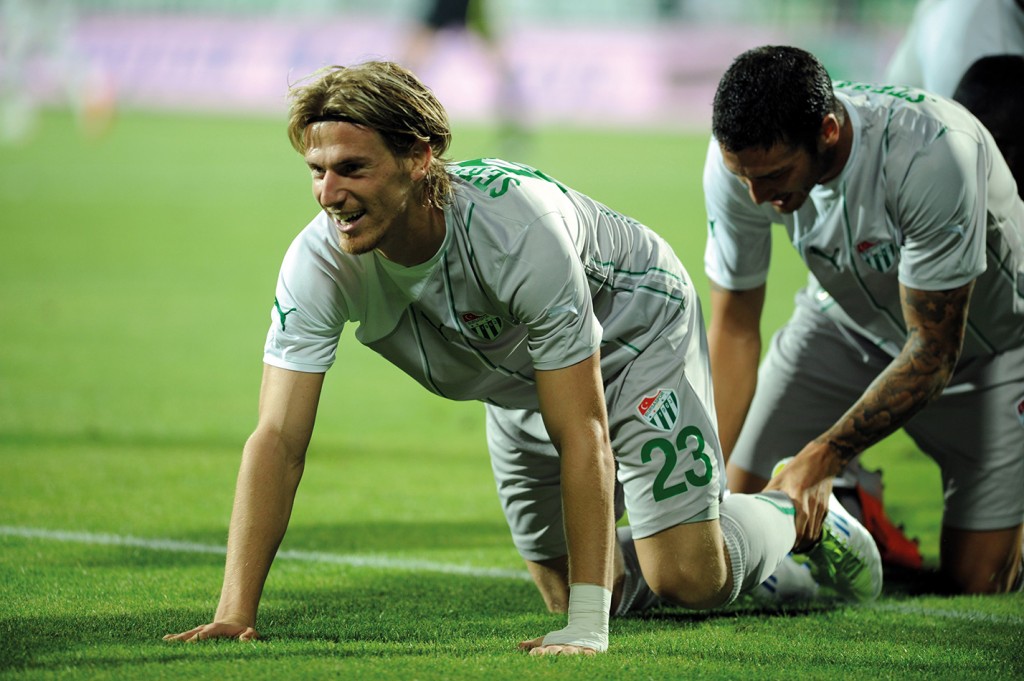 UEFA Avrupa liginde ilk maç Gomel ve ilk gol Serdar Aziz...