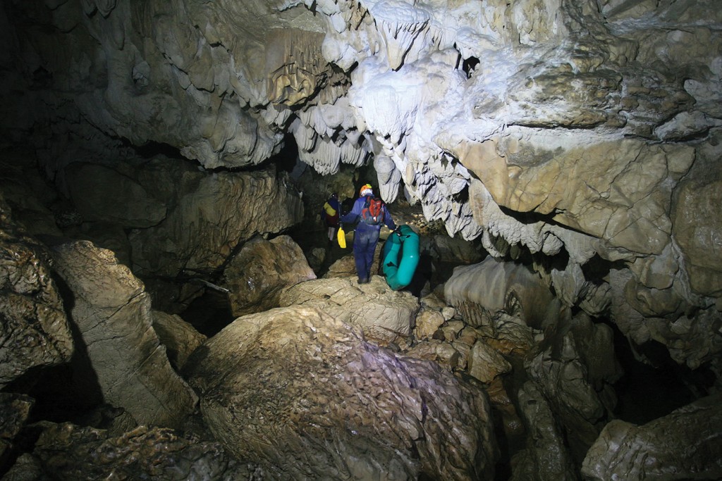 Ayvaini Mağarası - Aykut Güngör