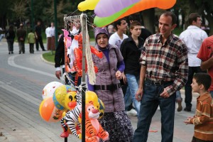 Aykut Güngör, Reşat Oyal Kültürparkı - Lunapark