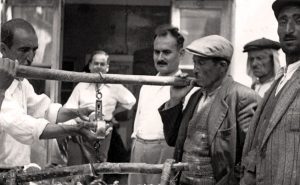 Koza Han İpeker önü Koza ticareti