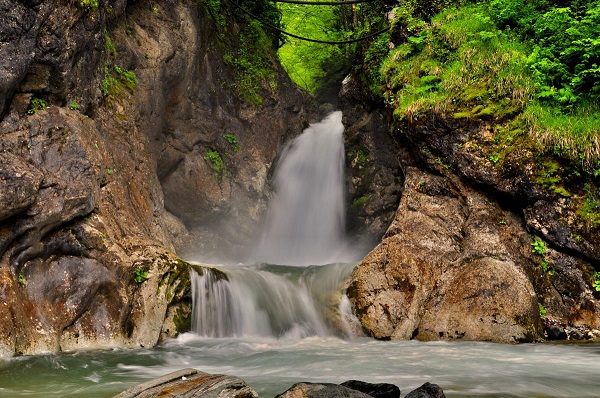 Alaçam Şelalesi