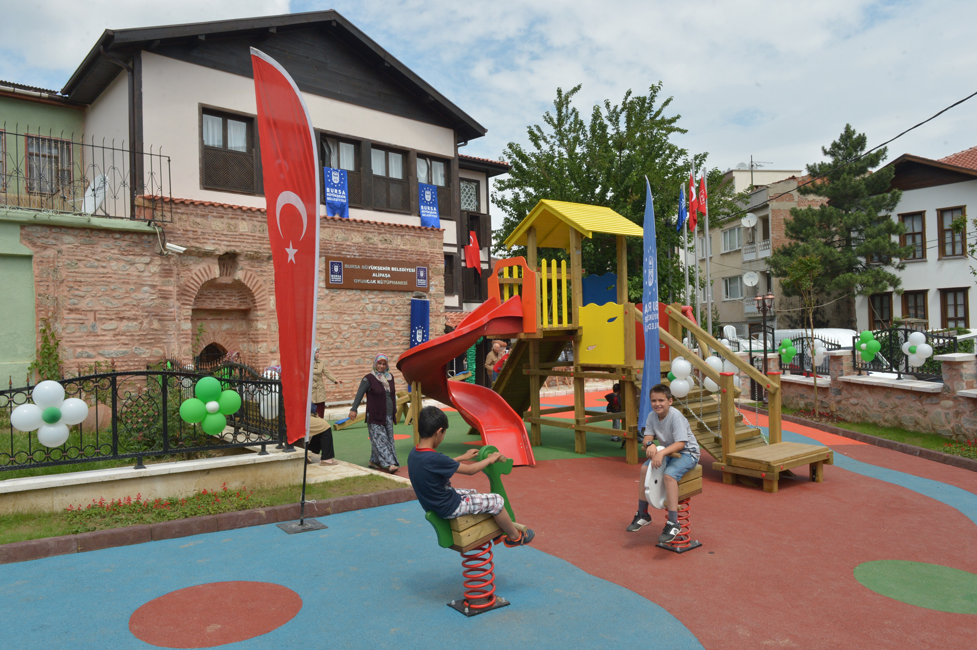 Alipaşa Oyuncak Kütüphanesi