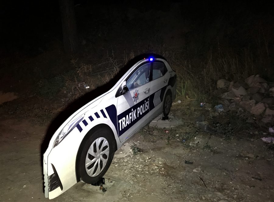 Bursa'da gerçeğini aratmayan trafik polisi aracı